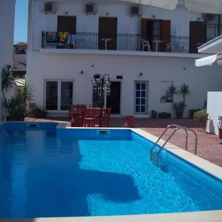 Marlton 2* Skiathos Chora