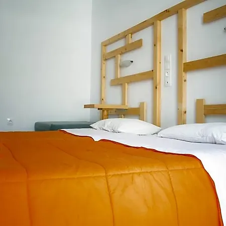 Marlton Hotel 2*