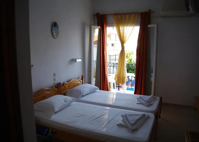 Marlton Hotel Skiathos Town